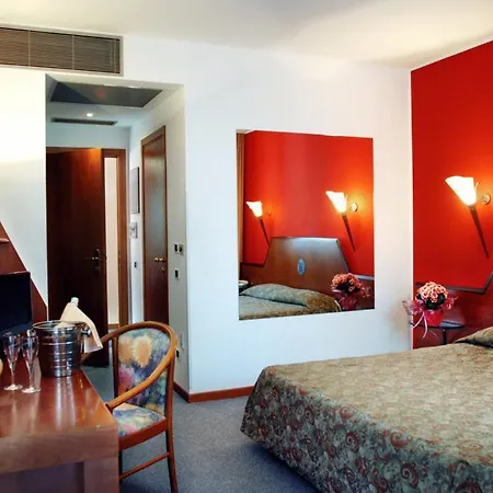 Cangrande Di 3* Soave (Verona)