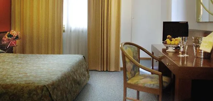 Hotel Cangrande Di