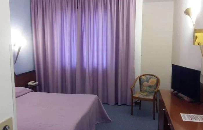 Hotel Cangrande Di 3*